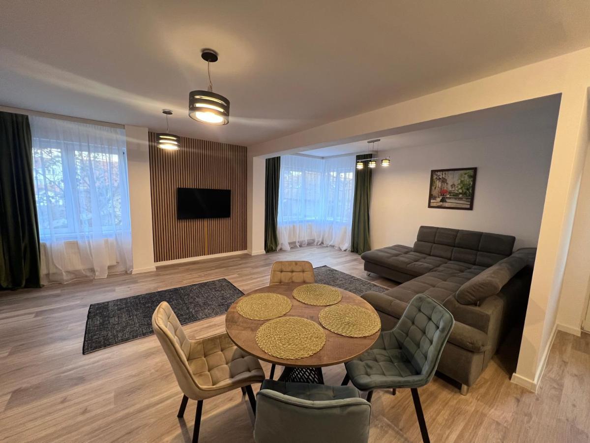 Helix Apartament *