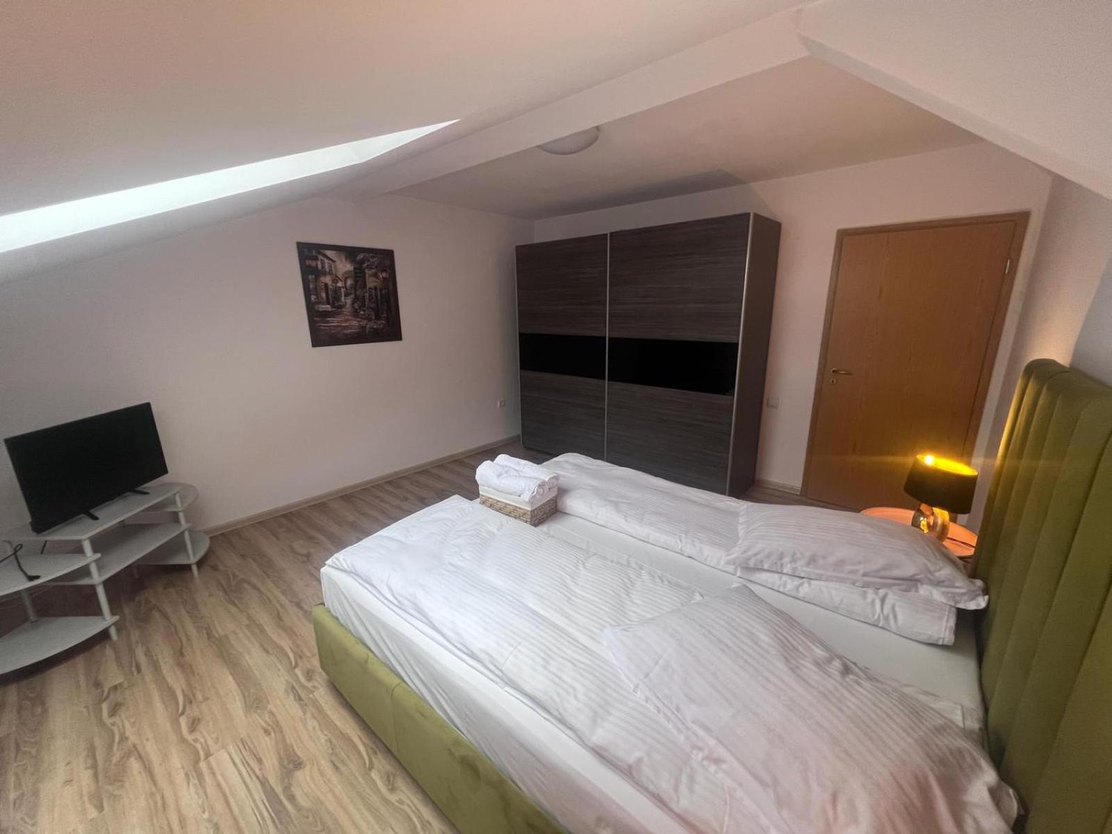 Helix Apartament *